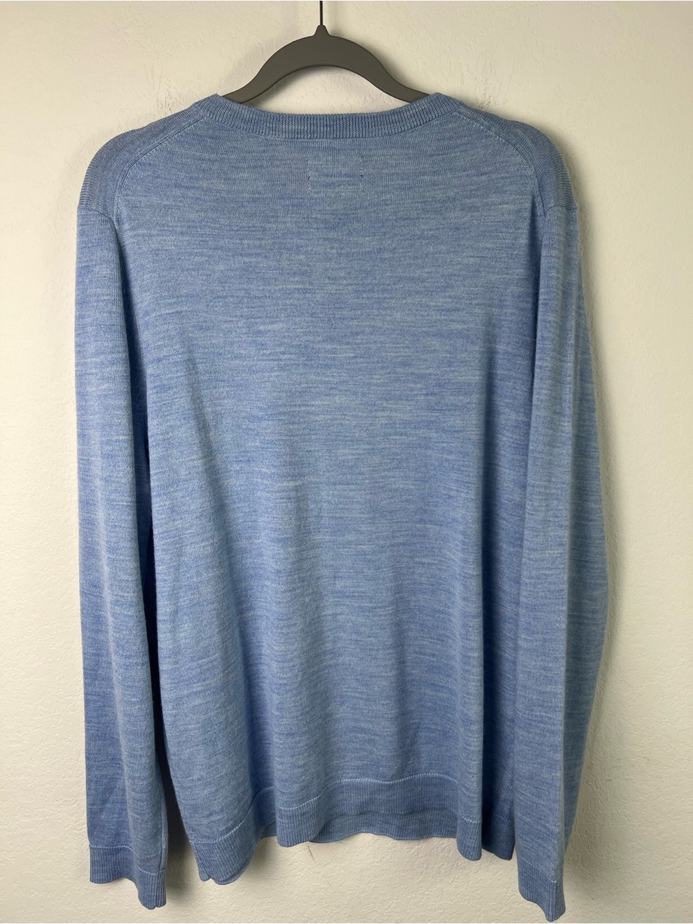 Apt 9 Light Blue Merino Wool Blend V-neck Slim Fit Summer Fall Vacation Sweater - Picture 2 of 9